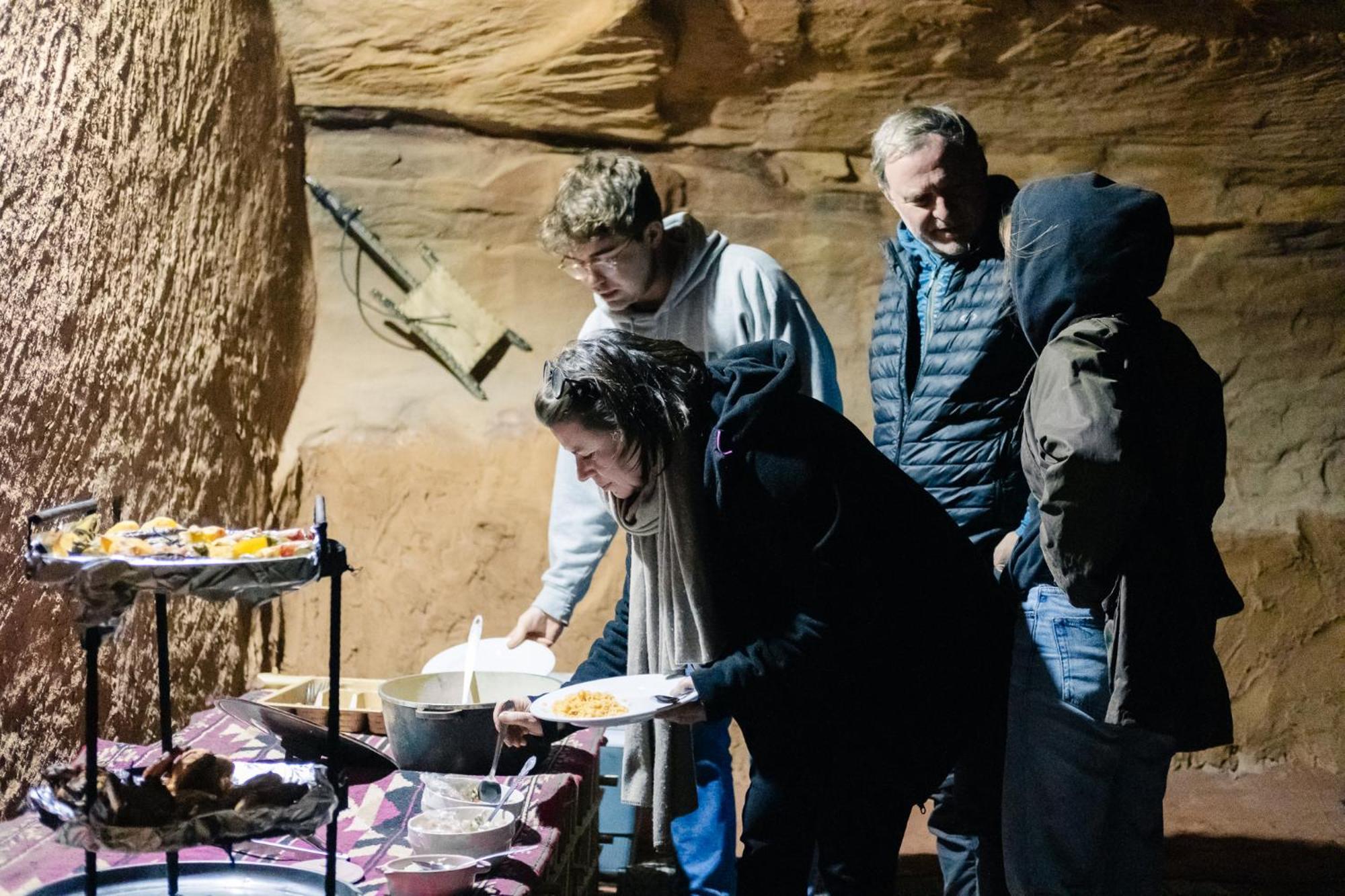 Wadi Rum Cave Camping Exterior foto