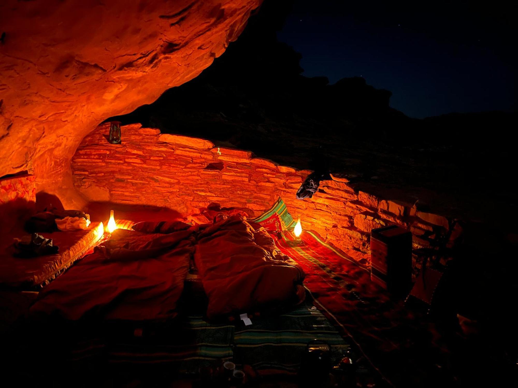 Wadi Rum Cave Camping Exterior foto